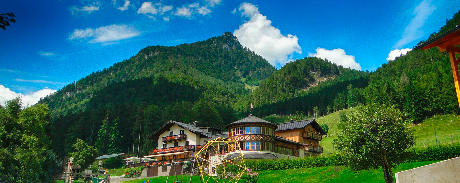 <br>Wandern - Berge - Wellness</br